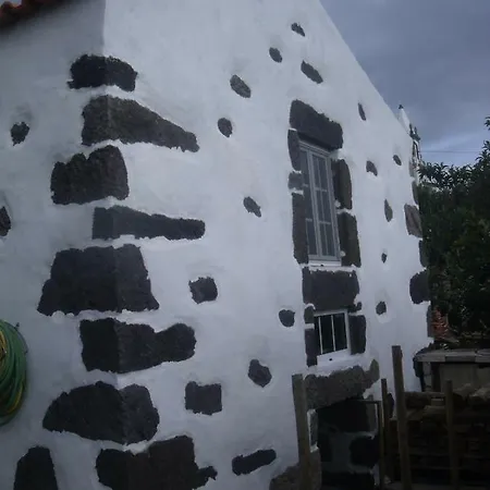 Casa Bianca * Lajes das Flores